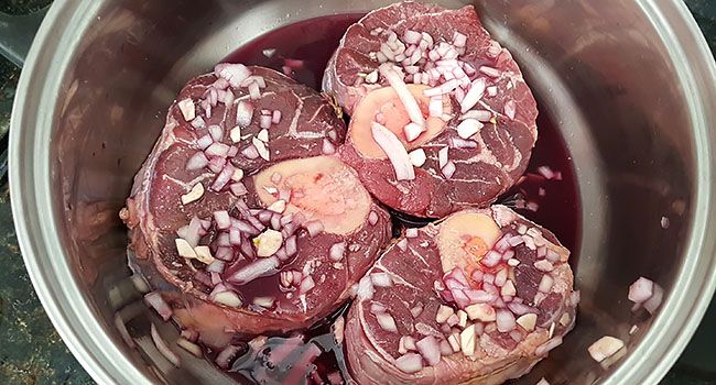 Receita de ossobuco na pressão bem temperadinho