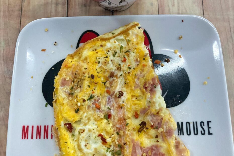 Como fazer omelete de presunto: simples e mata fome