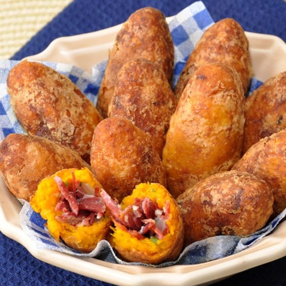 Receita de coxinha de abóbora com carne seca