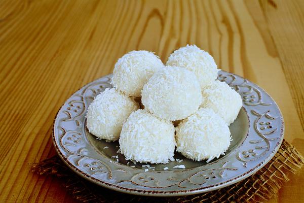 Receita de docinho de queijo e coco cremoso demais