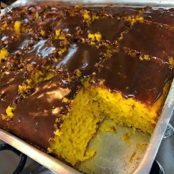 Bolo de cenoura para o vovô porque ele merece o melhor