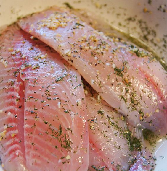 Um peixe assado para semana santa que é fácil demais