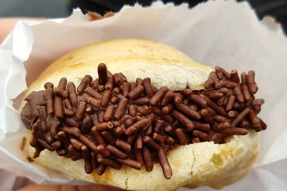 pão de queijo com brigadeiro