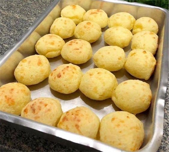 Receita de Receita de pão de queijo caseiro com tapioca: para ir na lancheira