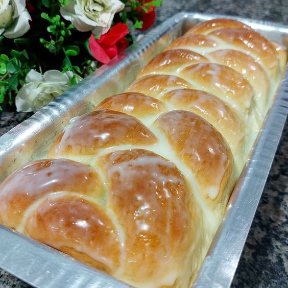 Receita de Receita de rosca trançada para deixar a padaria vazia